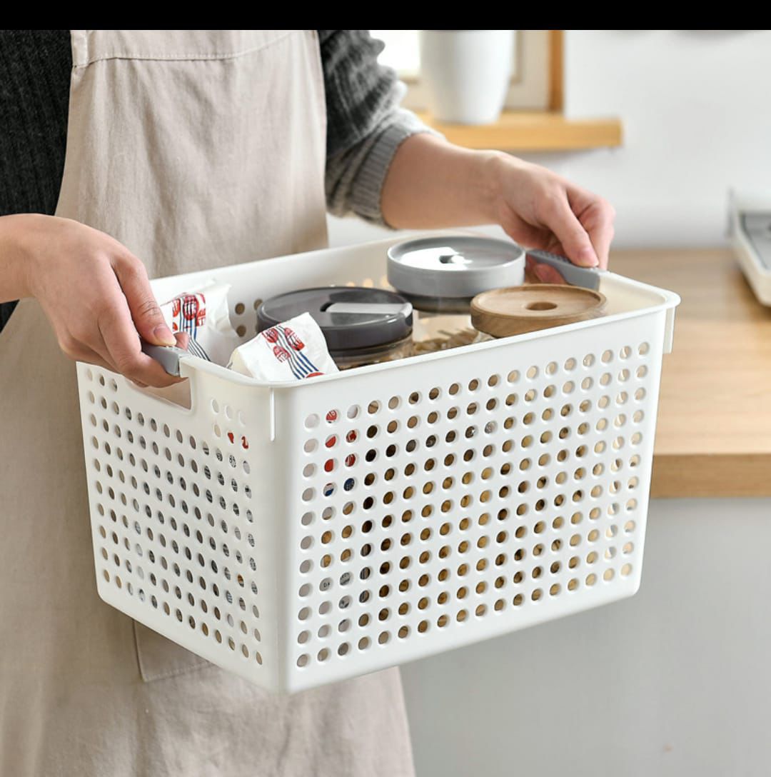 Storage baskets