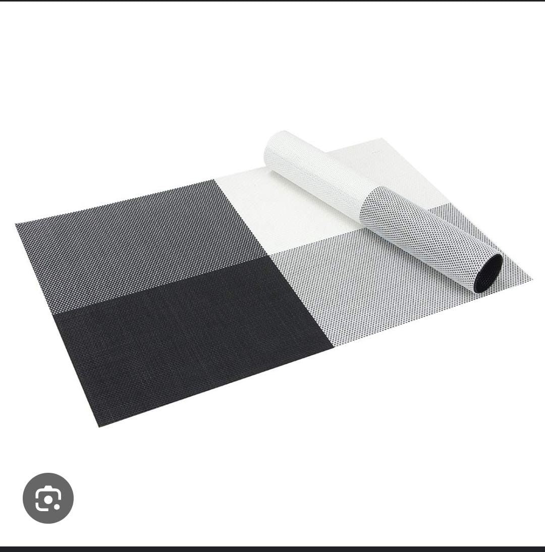 6 pcs pvc table mats.