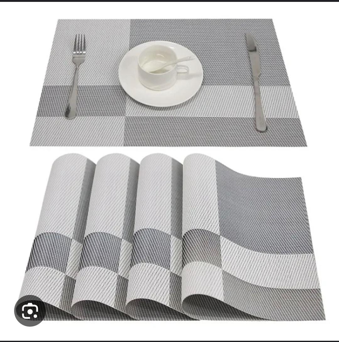 6 pcs pvc table mats.