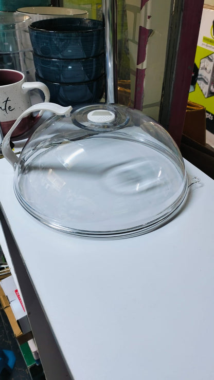 Heavy microwave cover with white handle
