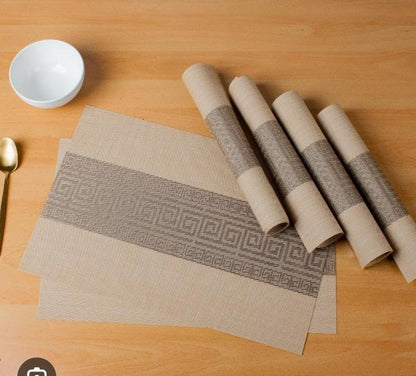6 pcs pvc table mats.