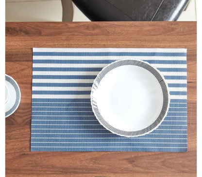 6 pcs pvc table mats.