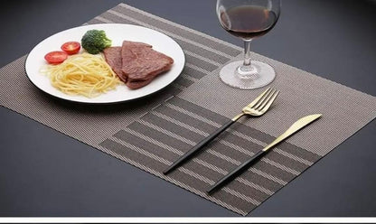 6 pcs pvc table mats.