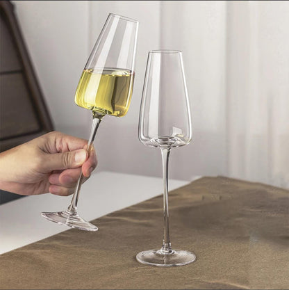 High quality unique and stylish long stem wine/champagne glasses 
