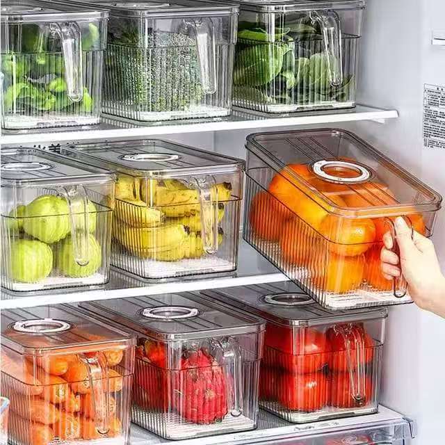Acrylic fridge containers with handle & lid  5ltr
