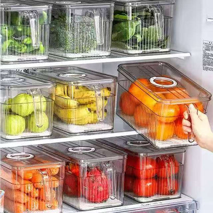 Acrylic fridge containers with handle & lid  5ltr