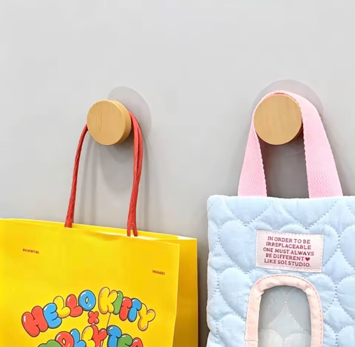 2Pcs Self-Adhesive Wooden Wall Hooks 