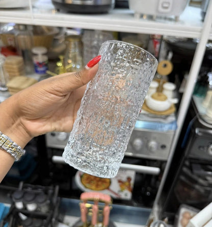 Heavy borosilicate patterned glass