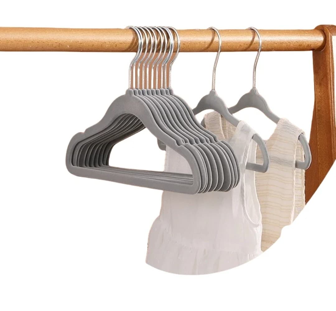 Kids velvet hangers