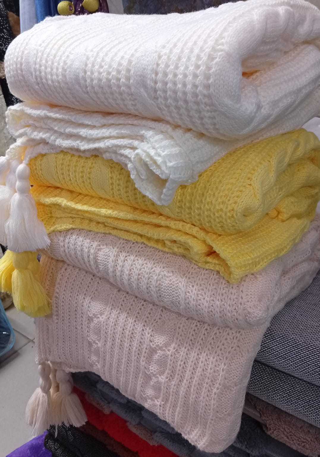 Modern woven throw blankets