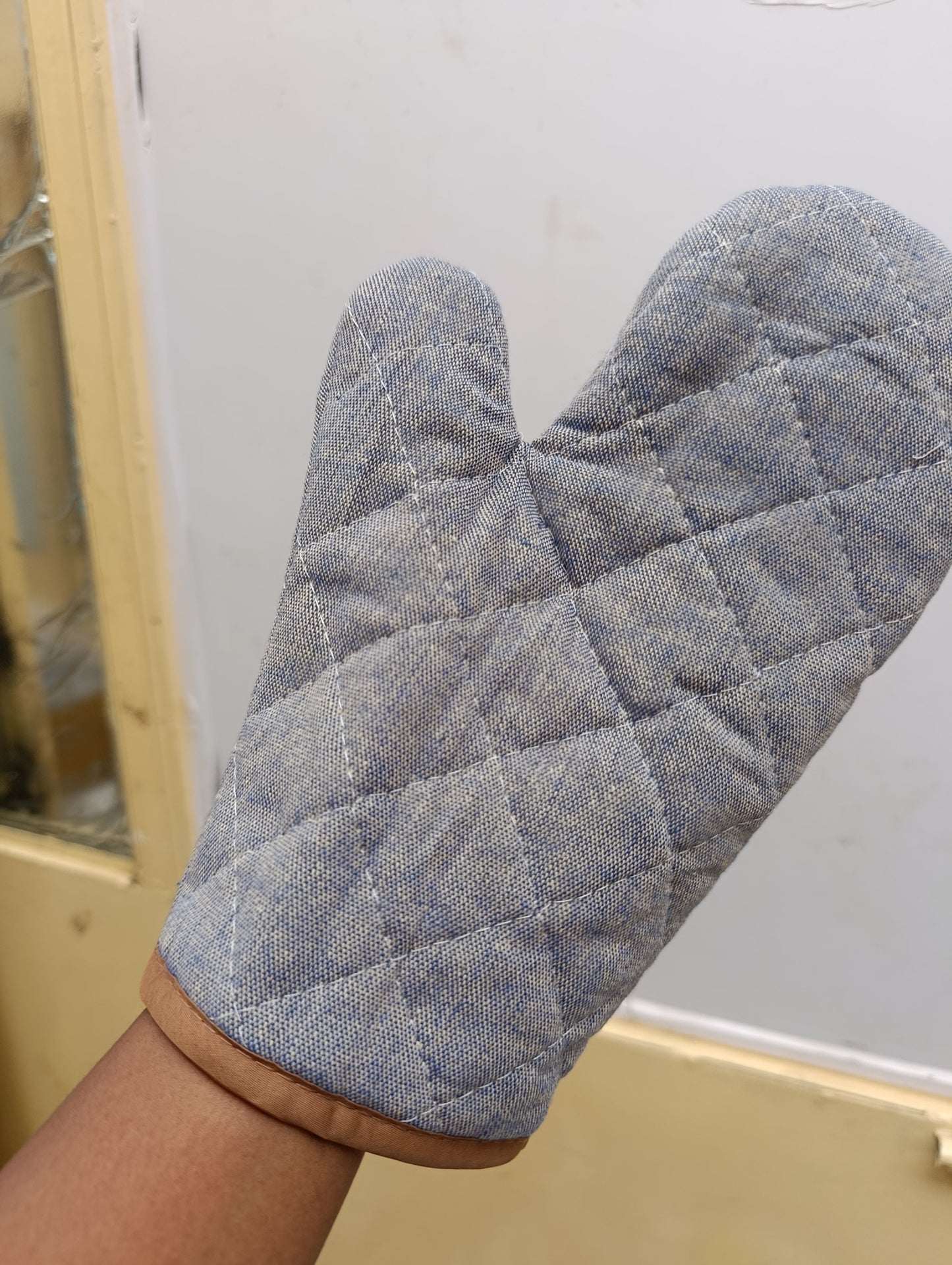 Oven mittens
